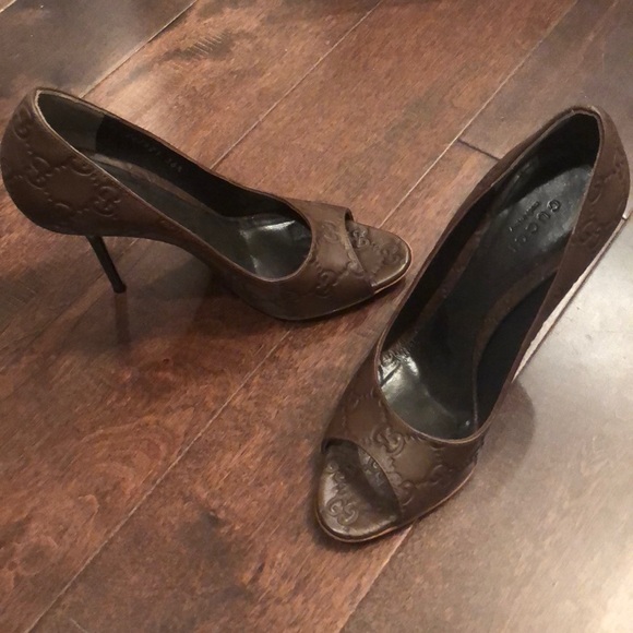 Gucci Shoes - Gucci authentic heels